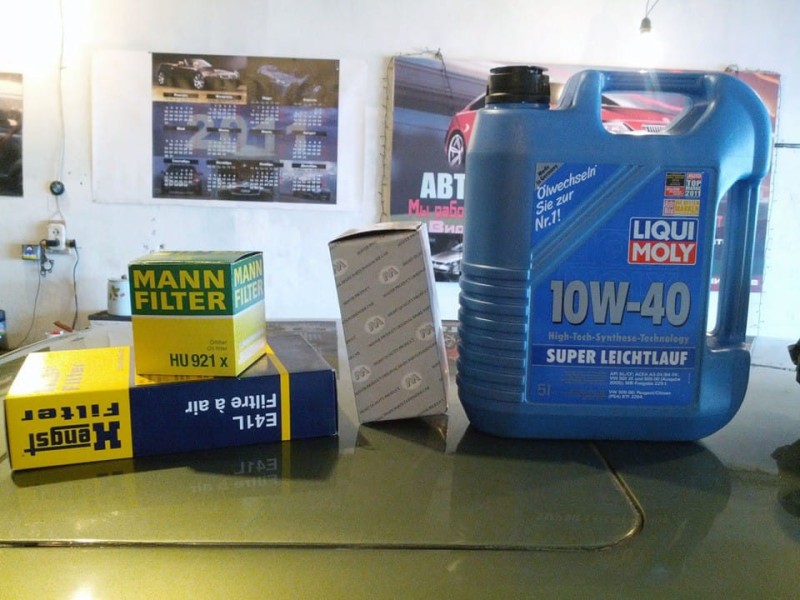 New oil, spark plugs & filters